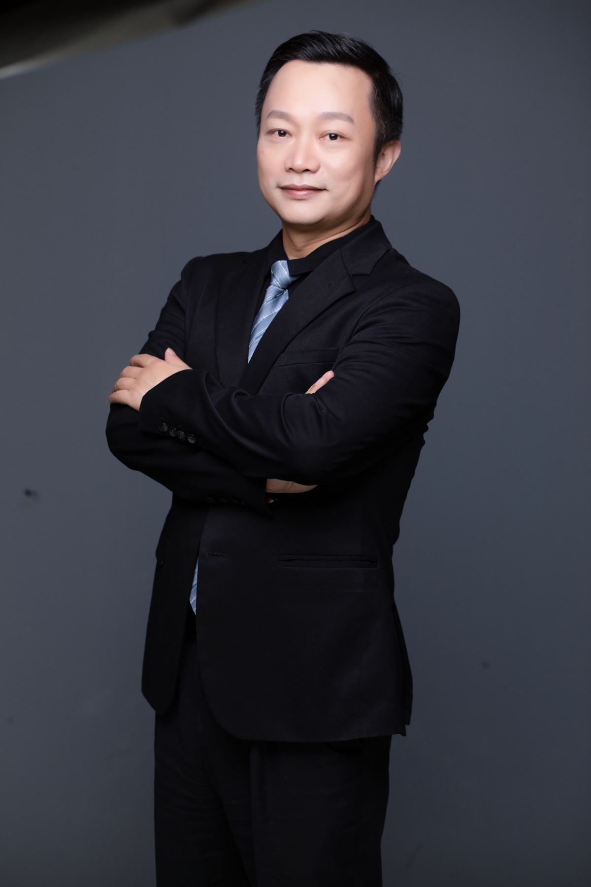 肖波律师 形象照